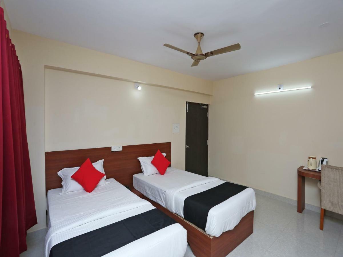 Oyo 38191 Dayal Residency Hotel Jajpur Buitenkant foto