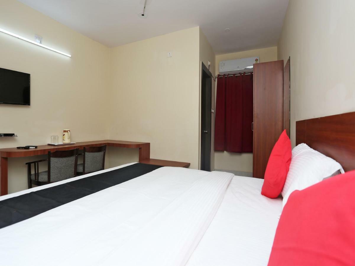 Oyo 38191 Dayal Residency Hotel Jajpur Buitenkant foto