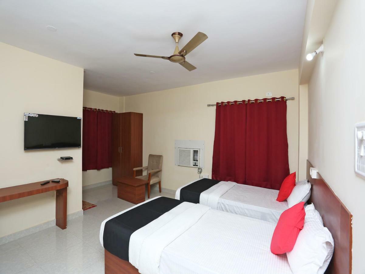 Oyo 38191 Dayal Residency Hotel Jajpur Buitenkant foto