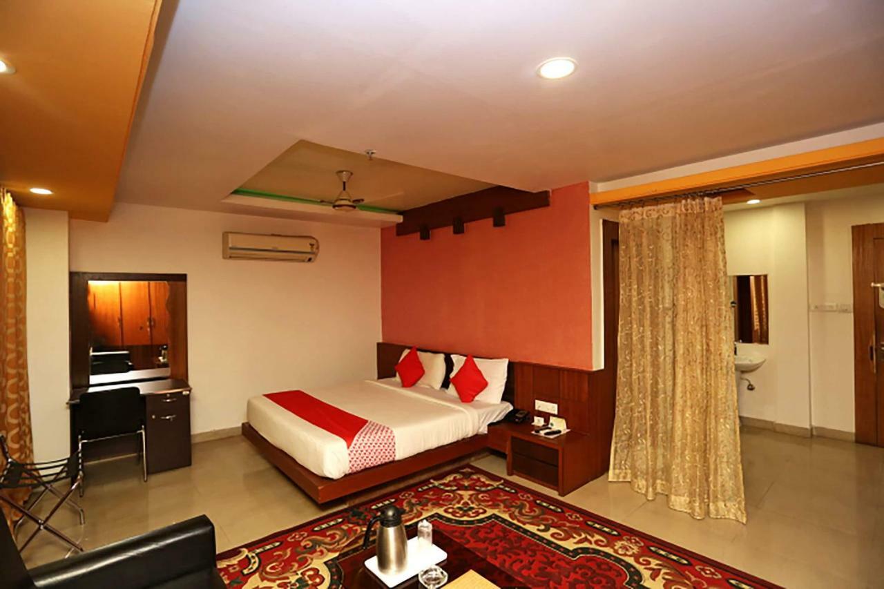 Oyo 38191 Dayal Residency Hotel Jajpur Buitenkant foto