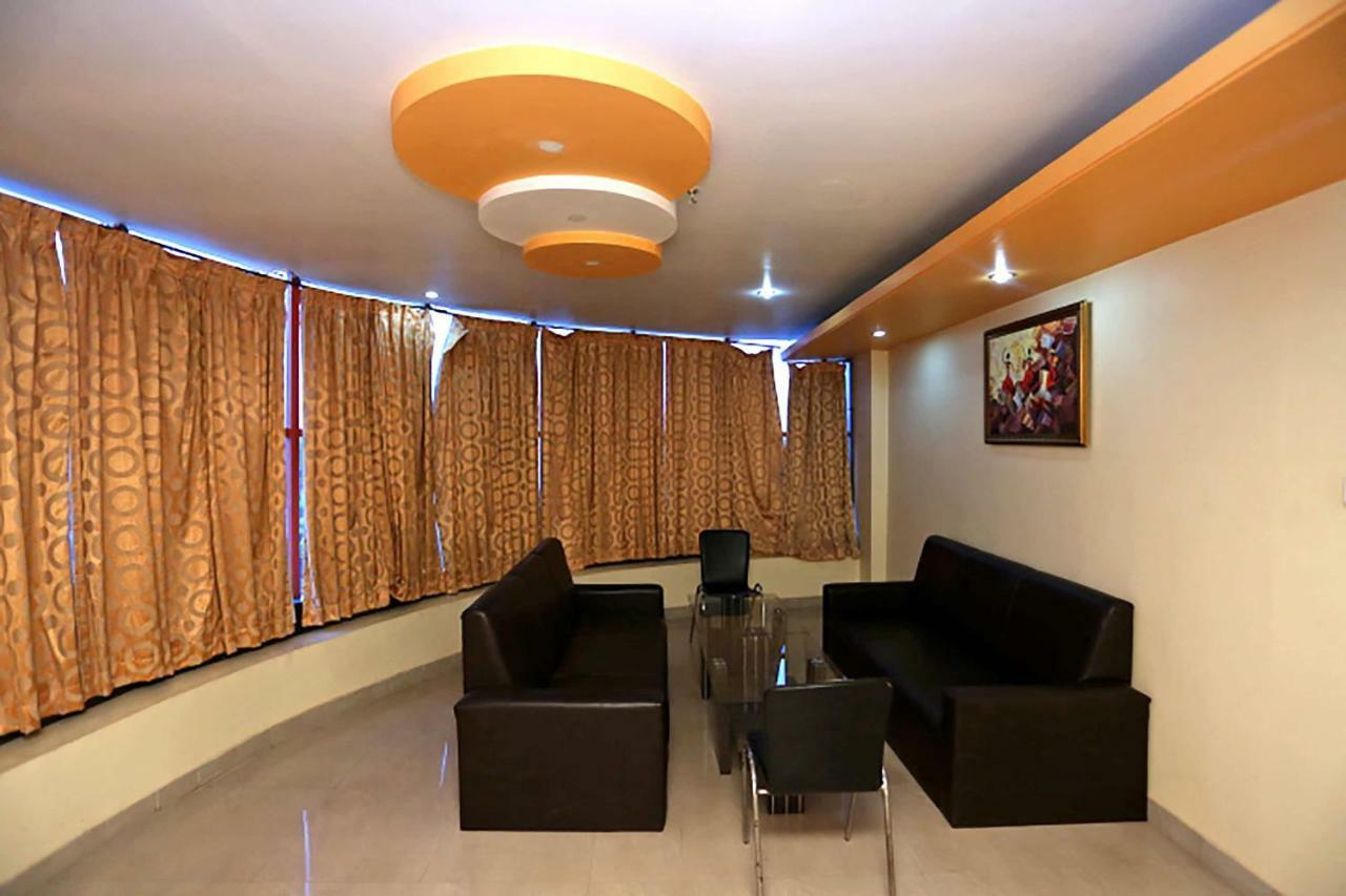 Oyo 38191 Dayal Residency Hotel Jajpur Buitenkant foto